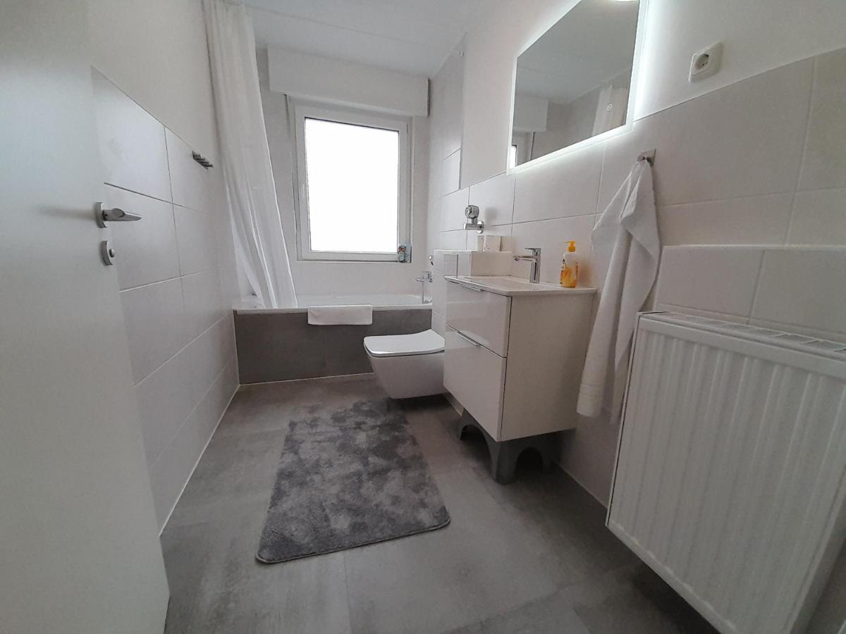 4-Zimmer-Ferienwohnung, Modern, Kueche, Wlan, Netflix Castrop-Rauxel Luaran gambar